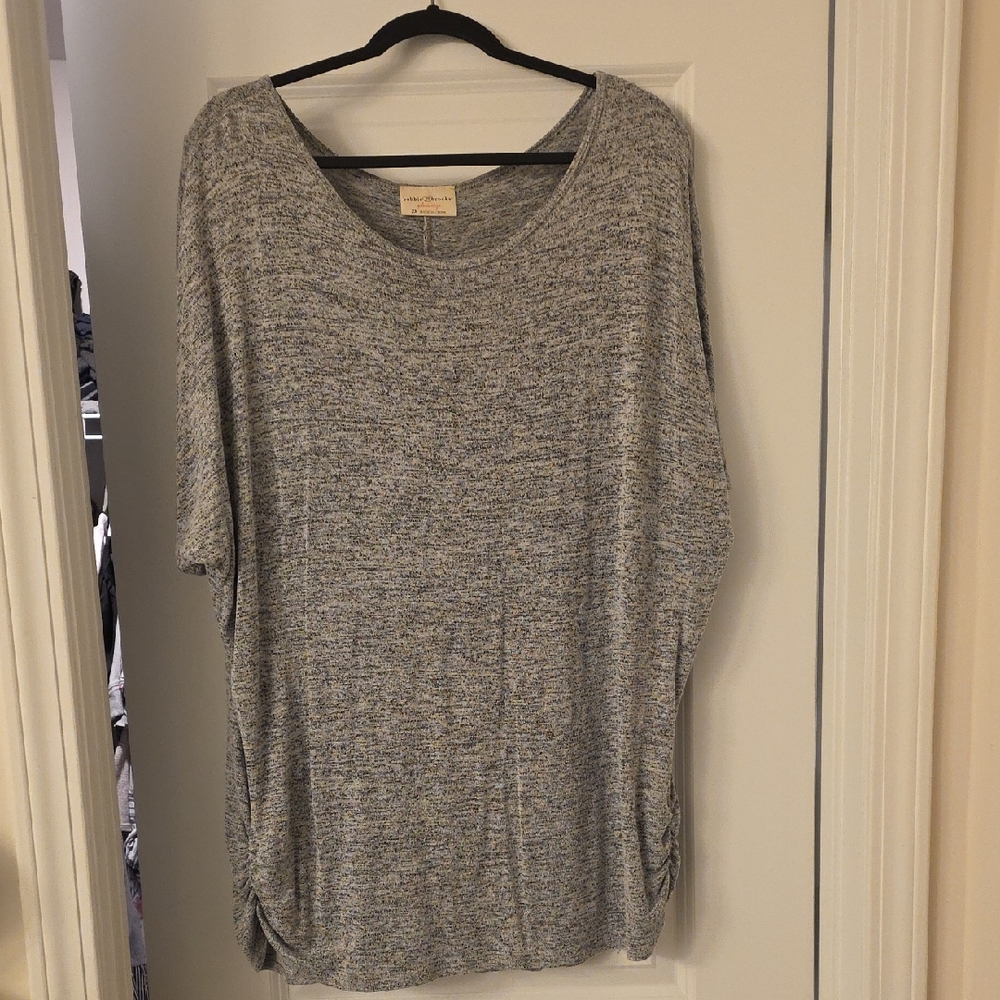 Bobbie Brooks Light Gray Tunic Top